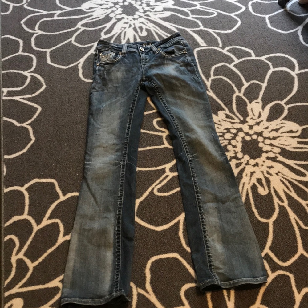 Grace in LA jeans